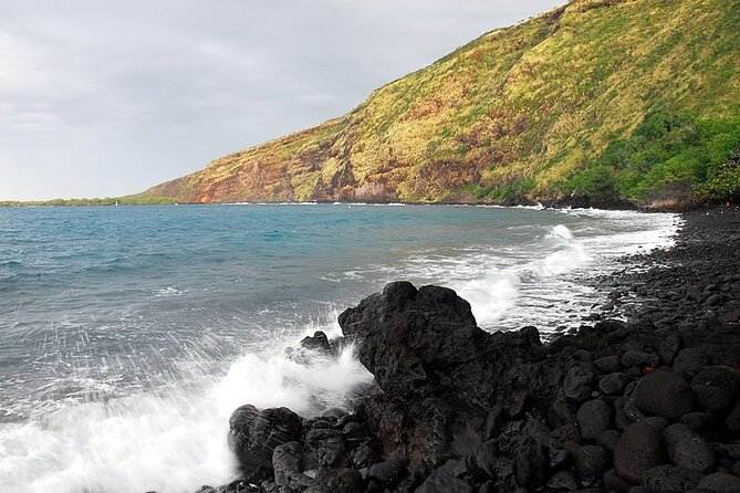 Small-Group Snorkel at Kealakekua Bay in Captain Cook, Big Island - Snorkeling at the Captain Cook Monument