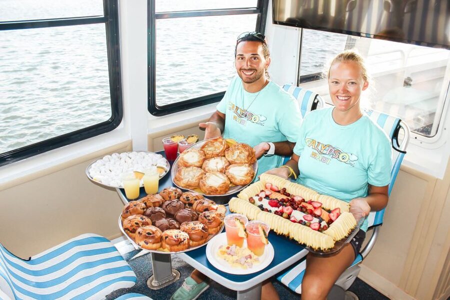 South Maui: Molokini Snorkeling Adventure - Meals, drinks, and the real value of $185