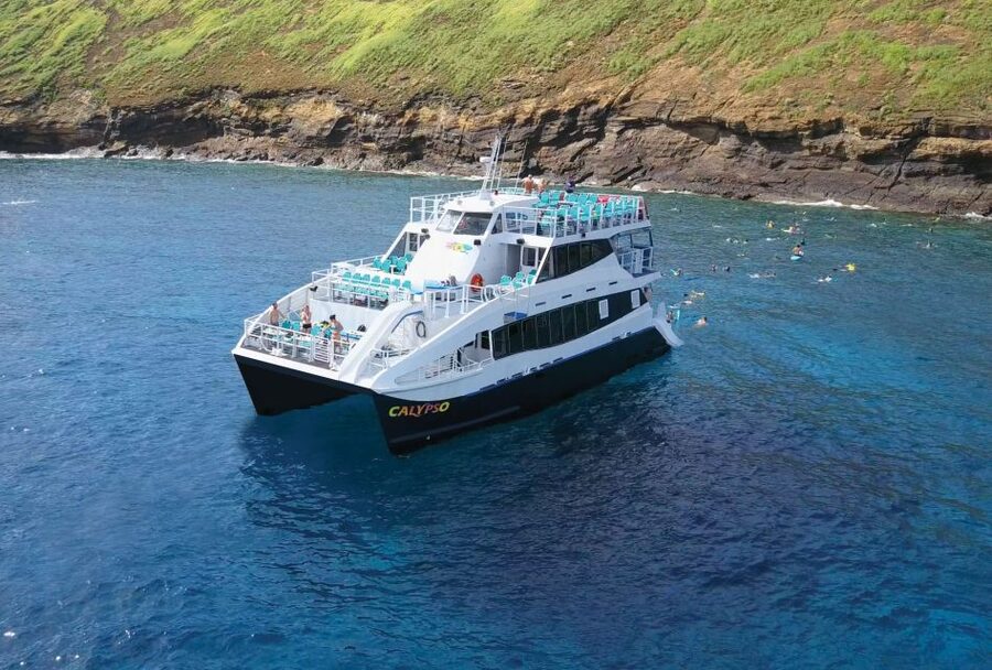 South Maui: Molokini Snorkeling Adventure - Help for beginners and safety in the water