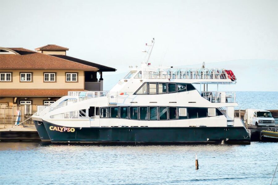 South Maui: Molokini Snorkeling Adventure - The boat ride home through the channel