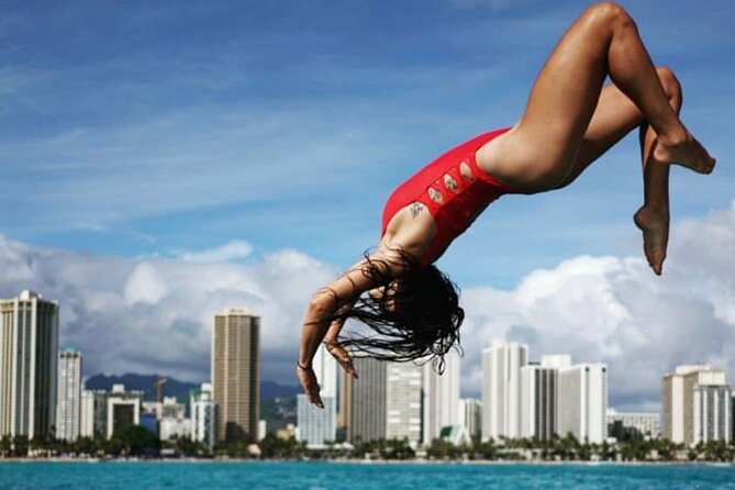 Sunset Boat Cruise: Swim and Cruise Waikiki - The cruise toward Diamond Head