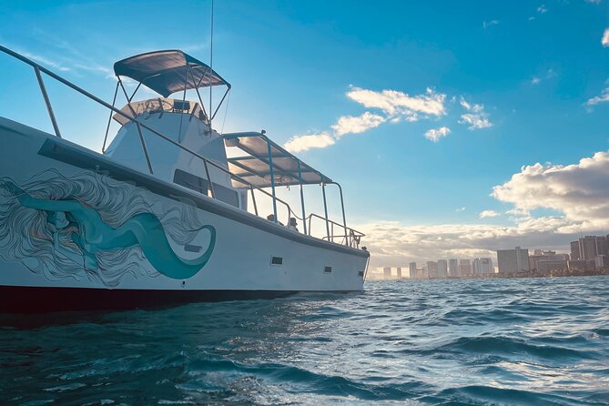 Turtle Canyon Snorkel Adventure in Waikiki, Oahu - The Ride Past Diamond Head and Waikiki