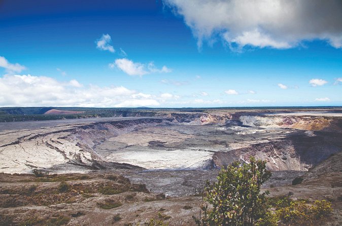 Volcano Adventure: Hilo Sightseeing w/ Optional Helicopter Tour - Lunch, weather, and the realities of a bus day