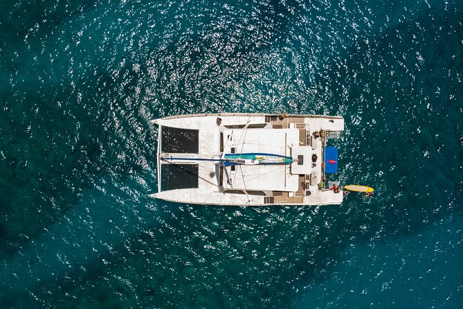Waikiki Catamaran Snorkel Sail with Lunch: Turtles Guaranteed - Waikiki, Diamond Head, and the return view