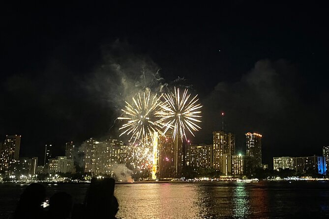 Waikiki: Friday Night Fireworks Catamaran Cruise - Drinks, music, snacks, and the onboard mood