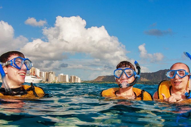 Waikiki, Hawaii: Turtle Canyon Snorkel Excursion - Snacks, refreshments, and the return to Honolulu