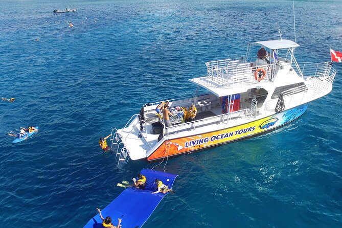 Waikiki, Hawaii: Turtle Canyon Snorkel Excursion - Boarding at Living Ocean Tours