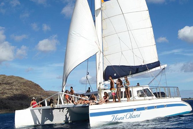 Waikiki Signature Sunset Catamaran Sail - Leaving Honolulu for the Waikiki Coast
