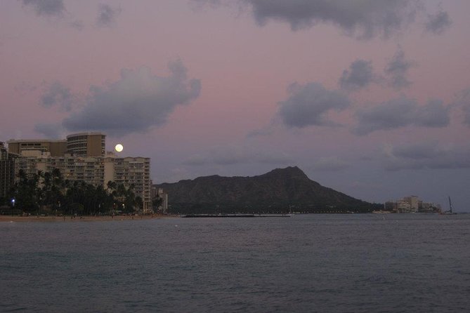Waikiki Signature Sunset Catamaran Sail - Practical Details That Can Shape the Evening