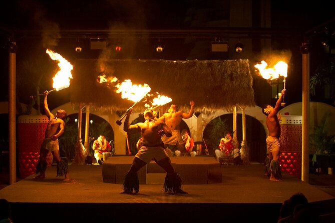 Waikiki Starlight Luau on The Great Lawn-Hilton Hawaiian Village - Arriving at the Great Lawn in Waikiki