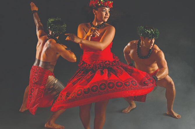 Waikiki Starlight Luau on The Great Lawn-Hilton Hawaiian Village - Music, dance, and the South Seas program