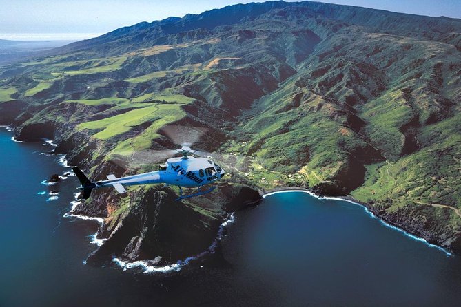 West Maui and Molokai Special 45-Minute Helicopter Tour - Over West Maui’s rainy north shore