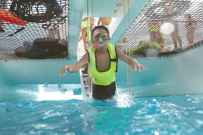 West Oahu Dolphin Watch and Snorkel Sail with Lunch - How much value do you get for $125.95?