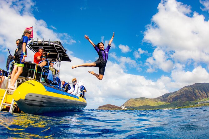 Wild Dolphin Watching and Snorkel Safari Off West Coast of Oahu - Searching for spinner dolphins along Oahu’s west coast