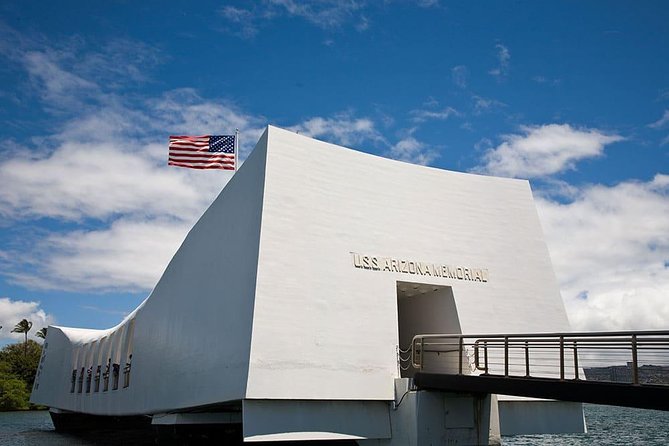 WWII Pearl Harbor Heroes Deluxe Tour - Why this tour works for a first Pearl Harbor visit